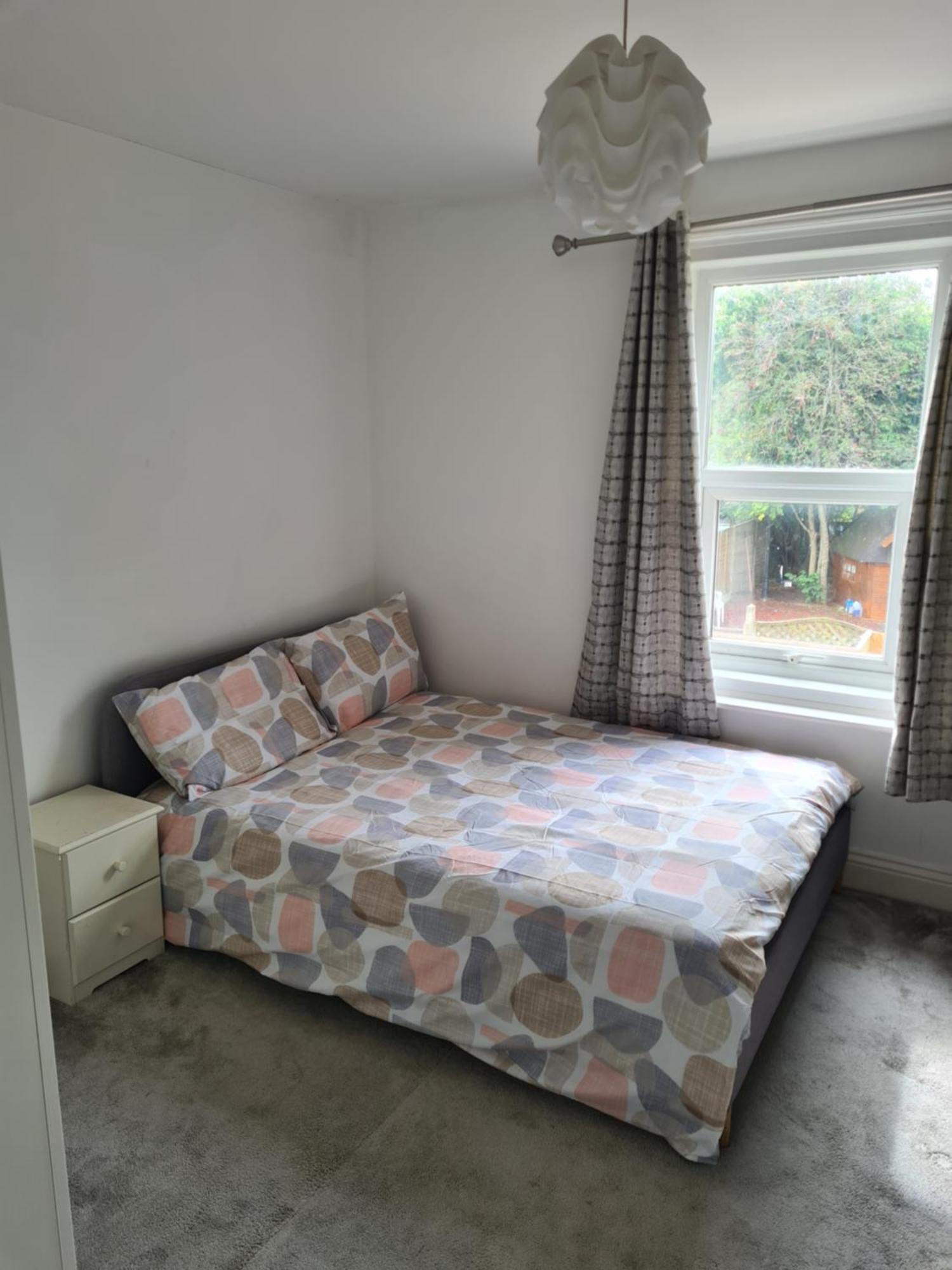 A Private & Beautiful Bedroom With Shared Bathroom In The Heart Of Bournemouth Esterno foto